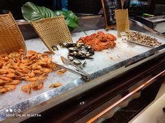 -君来湖滨饭店·玫瑰园