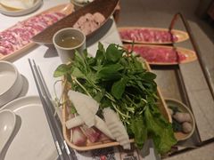 -左庭右院鲜牛肉火锅(新梅广场店)