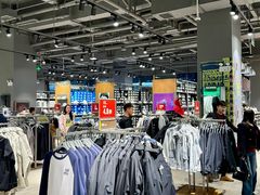 -百年港湾奥特莱斯(香炉礁店)