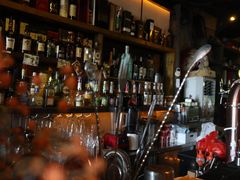 -城墙外BAR