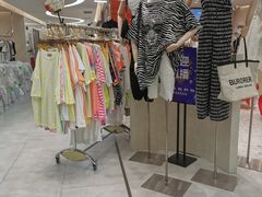 -广州壹马服装广场