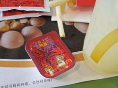 -麦当劳(展览路店)