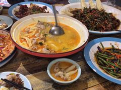 -王钵宴遇王龙虾烧烤旗舰店(中山北路店)