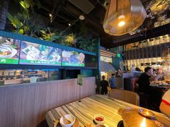 大堂-大头椰·椰子鸡火锅(南宁万象城店)
