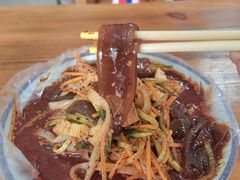 -不起眼麻辣烫凉皮店