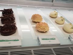 -潮一不贰·法式甜品·生日蛋糕·西式简餐(外滩店)