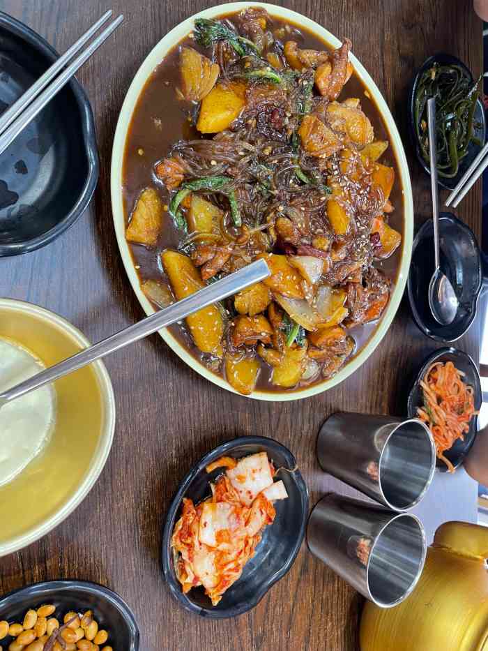 妈妈手(山大总店)-"应该算排名数一数二的韩餐了吧. 去的时.