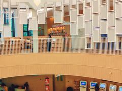 -广州市白云区图书馆