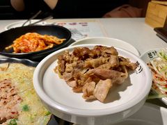 五花牛肉-本家韩国烤肉(青岛万象城店)