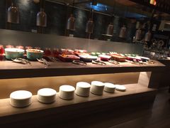 自助调料区-南昌融创铂尔曼酒店咖啡苑餐厅