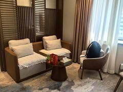 -广东大厦酒店(广州北京路步行街纪念堂地铁站店)