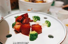 Braised Pork with Wine Flavor