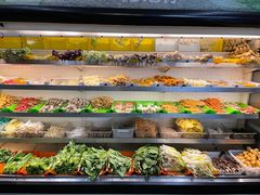 自助取餐区-万记麻辣烫国展总店