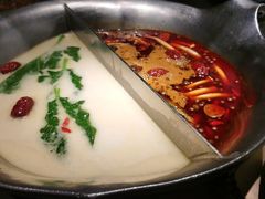 -湊湊火锅·茶憩(打浦桥日月光店)