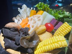 -湊湊火锅·茶憩(新中关购物中心店)