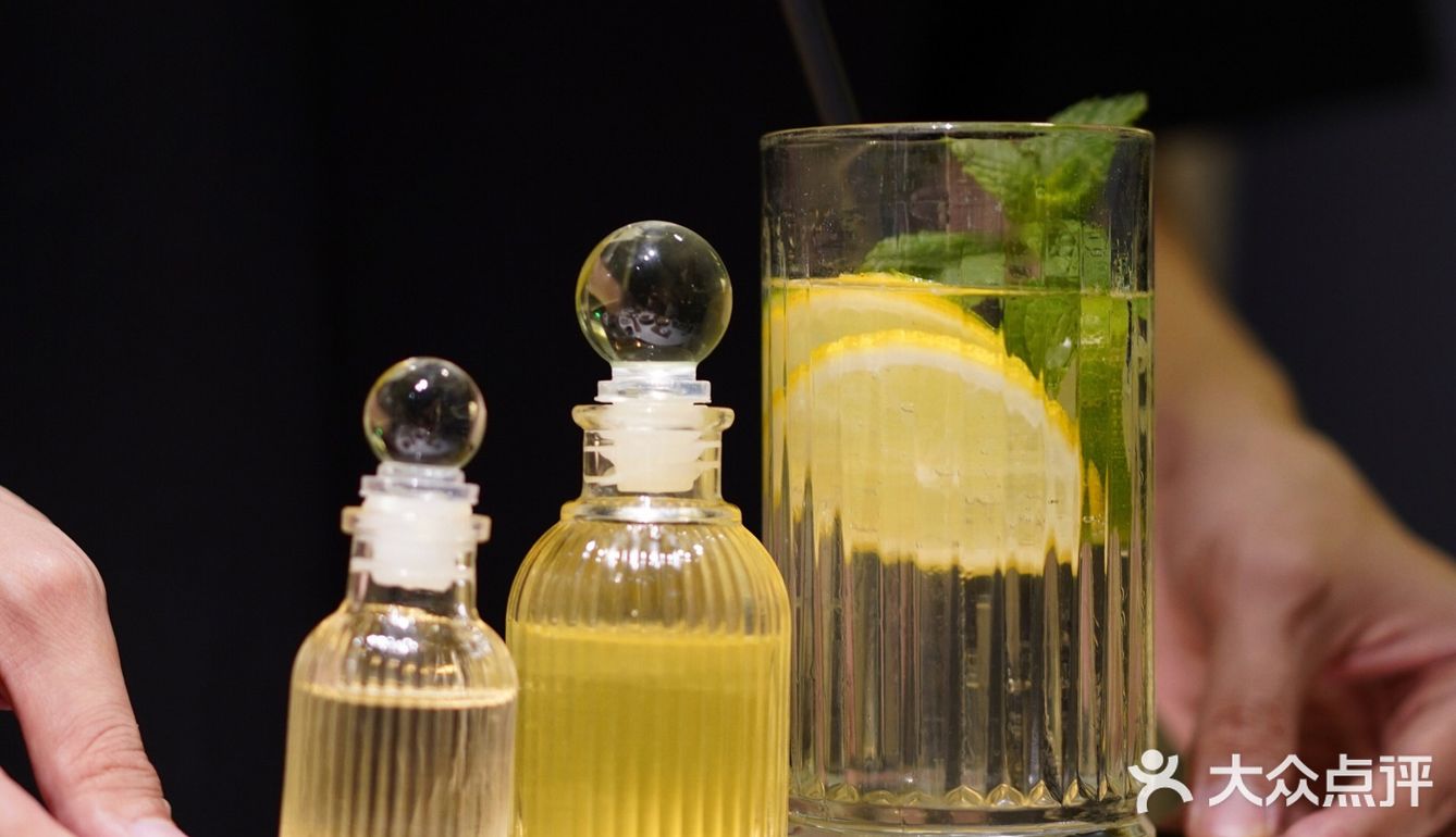 吃一次夸一次的泰餐厅 这只黑胡椒蟹必须pick