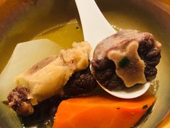 萝卜牛尾汤-京香轩·中餐厅(上海中庚聚龙酒店)