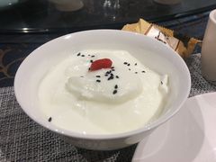 自制青海酸奶-悦真雅院·四合院·清真私房菜(雍和宫店)