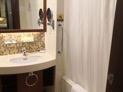 -汕尾巴黎半岛酒店