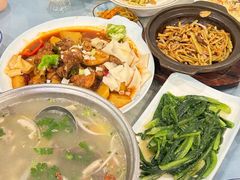 -马尔龙新疆饭店·清真(瑞景店)