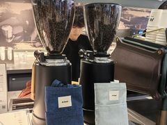 -M Stand(杭州萧山万象汇店)
