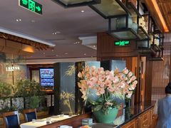 -八府香鸭·啫啫煲(华山路店)