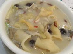 浓汤浸鲜菌-文记壹心鸡(宝华路店)