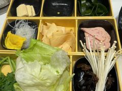 -呷哺呷哺 黄金牧场 (中发百旺店)