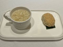 文思豆腐配黄桥烧饼-扬州香格里拉·香宫中餐厅