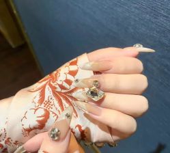 -LILY NAILS美甲美睫