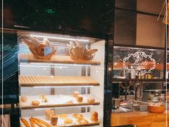 面包甜点陈列柜-Let's Taipei 非常烘焙(太古里店)