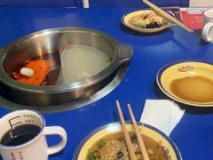 -马路边边串串香形象店(磐石路店)