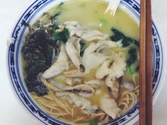 -明呈黄鱼面馆(斜土路店)