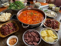 -黄利砖万峰林布依特色酸笋牛肉馆