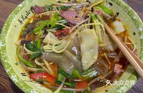 Cured Pork Shredded Potato and Tofu Noodles