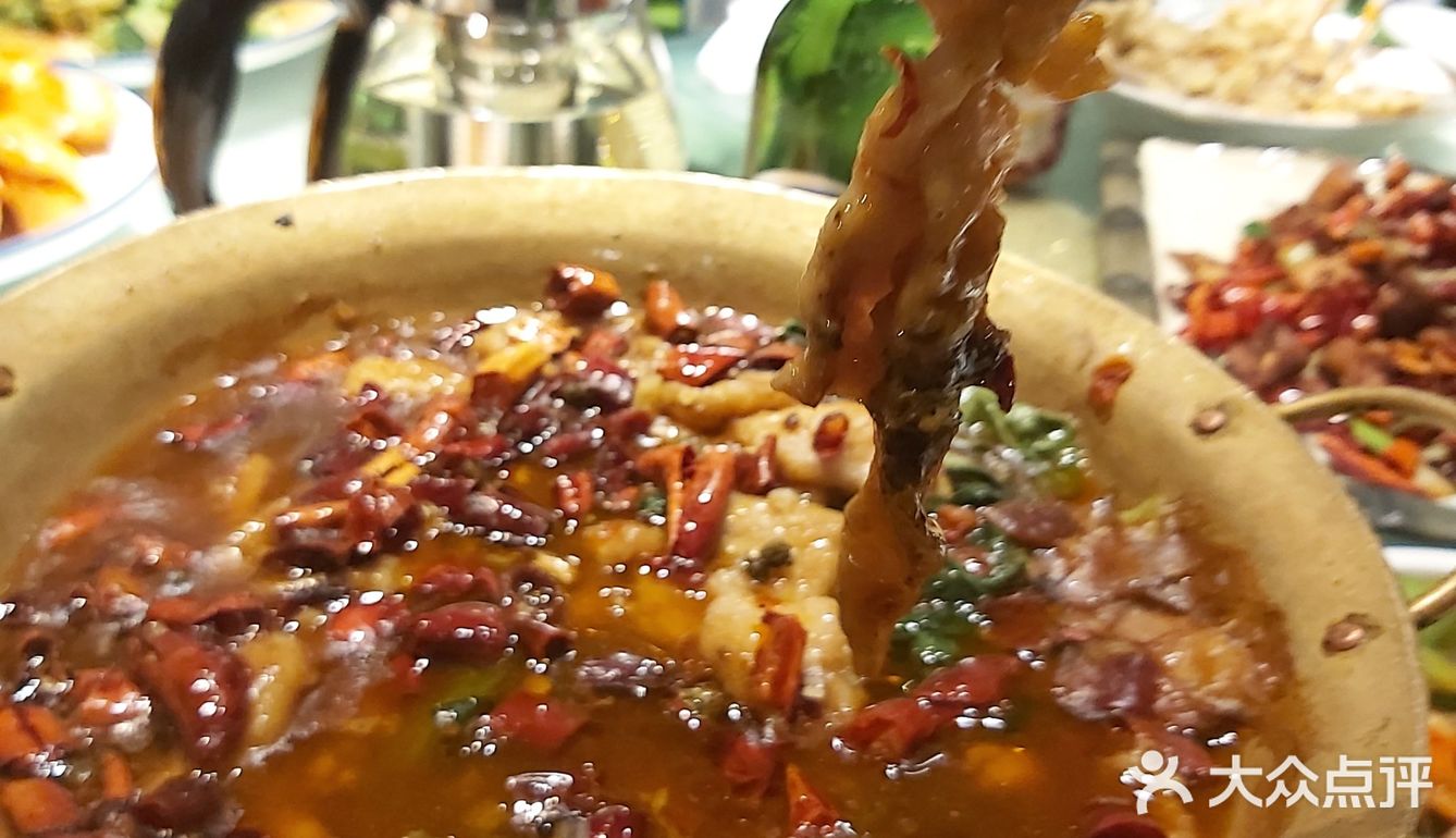 上菜快 无需多灯带炒菜好吃量大实惠