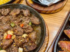 -老东镇啤酒屋海鲜加工·蒸汽海鲜·海鲜烧烤(台东店)