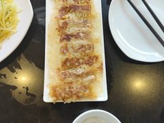 肉锅贴-老牌坊•鲁菜名店•地道济南菜(大观园商埠店)