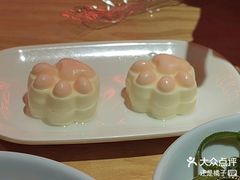 -何师傅美蛙鱼头(汉街店)