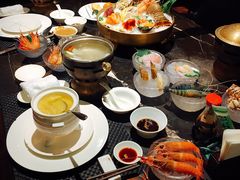 -半岛翡丽海鲜自助餐厅(观风亭店)