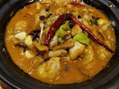 黑松露牛肝菌焖牛蛙-云海肴·云南小炒·汽锅鸡(天津国金汇店)