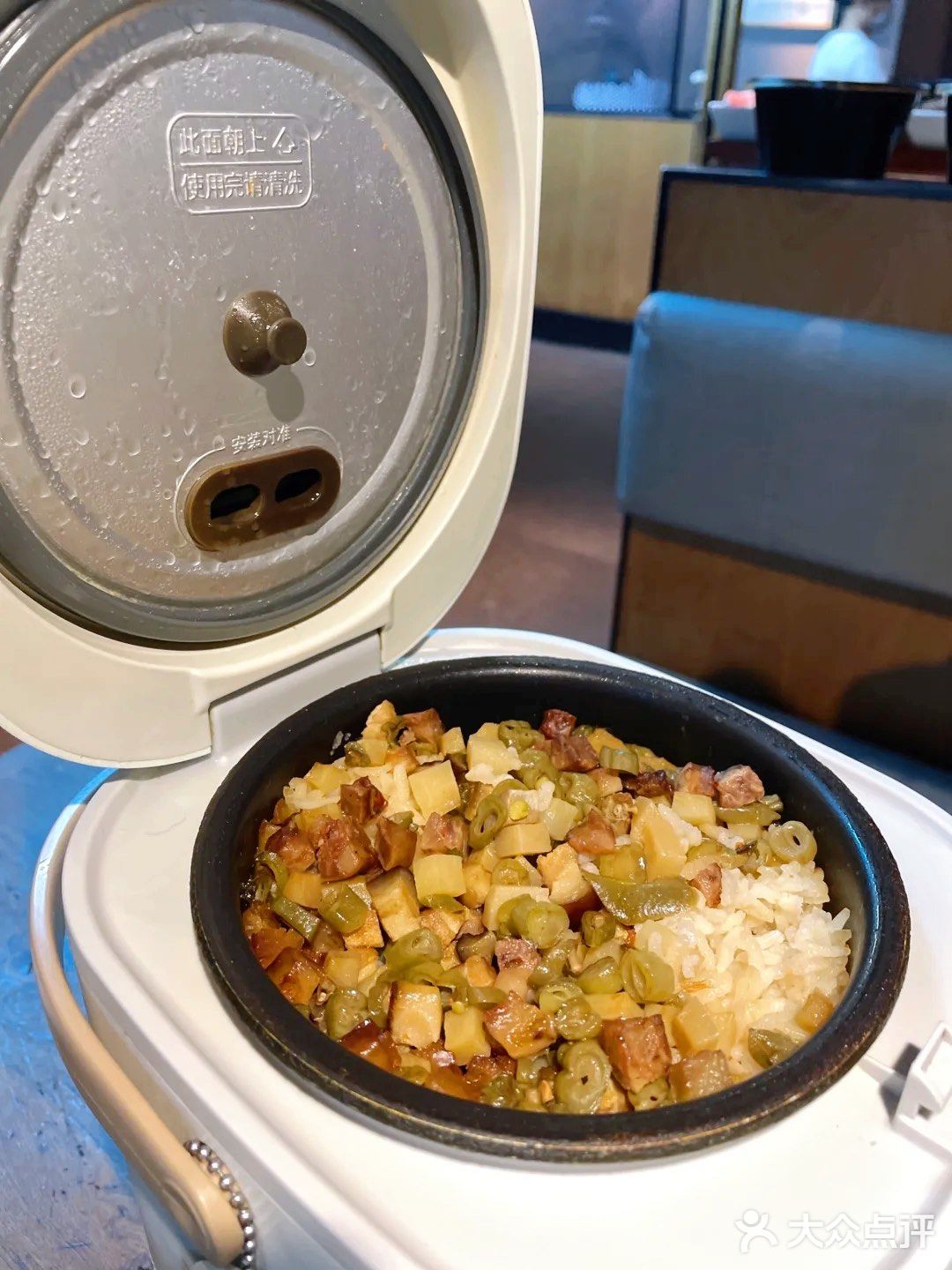 这个腊肉孔饭我可以吃十碗