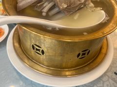 -汗腾格里·风味餐厅(新疆驻京办店)