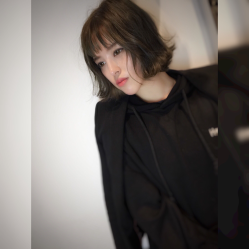 -阿三造型烫染•接发