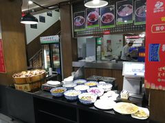 自助取餐区-春发生饭店·非遗(南院门店)