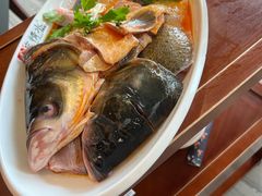 -忘情水鱼头·鲜鱼火锅(滨江中路店)