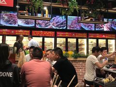 -钢管厂五区小郡肝串串香(蜀都万达店)