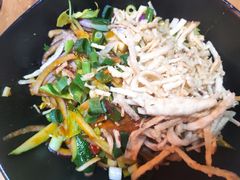 牛肉拉面馓子涼拌-胡同彭家老铺 新疆拉面