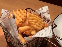 美式炸薯派对-MR.ROCKY洛奇先生RESTAURANT&BAR(宝安壹方城店)