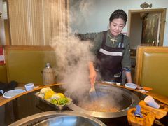 -锅老头海鲜铁锅炖